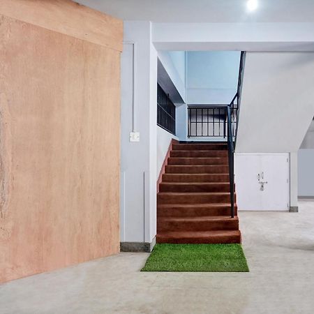Super Hotel O Lapalang Shillong Luaran gambar